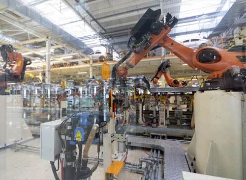 Mitsubishi lanserar MX-seriens PLC med inbyggda AI-verktyg